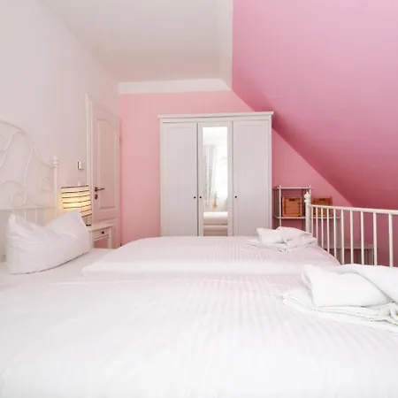 Dhh Am Gothenweg Dhh Waldhaus 7 *
